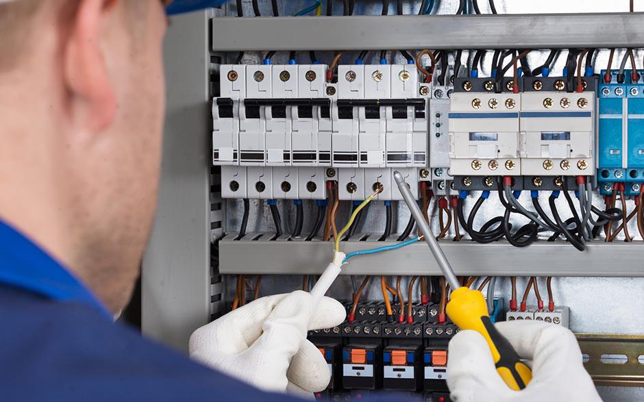 dépannage électricien Saint-Nom-la-Bretèche