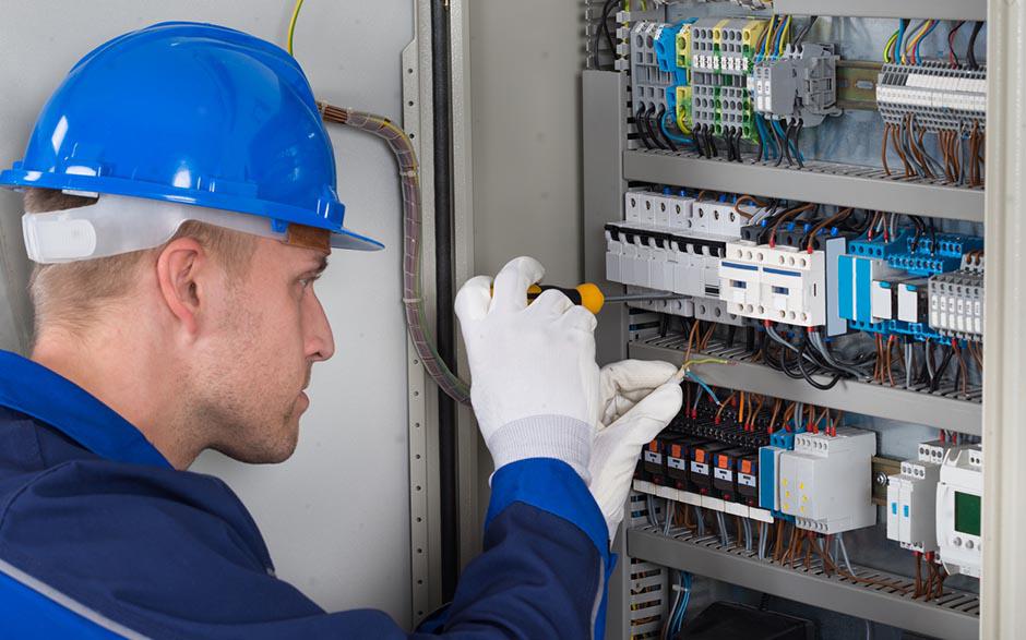 prix dépannage électrique Saint-Nom-la-Bretèche